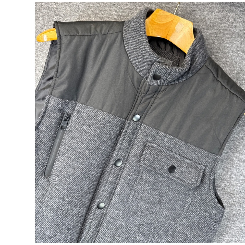 BKE Wool Blend Herringbone Puffer Vest Charcoal & Black Snap Front Pockets Men M